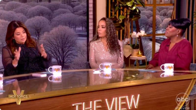 Ana Navarro had everyone laughing as she pointed out Marco Rubio's oversized shoes in a viral photo.@theview/x