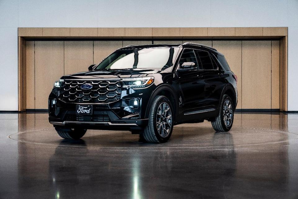 Ford has gifted Pope Leo XIV a custom SUV decked out in Chicago and Vatican-themed etchings (Ford)
