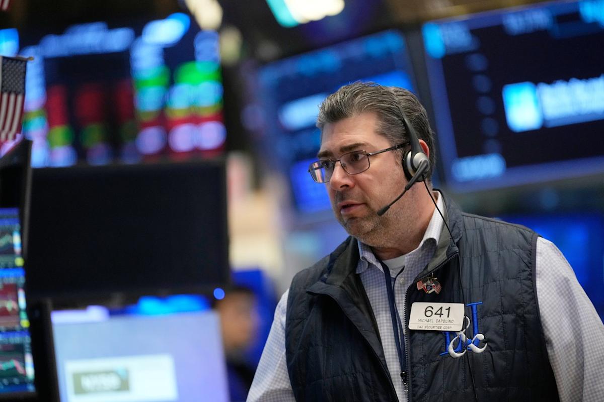 Oil falls more than 5% and world shares gain over possible de-escalation of Iran war