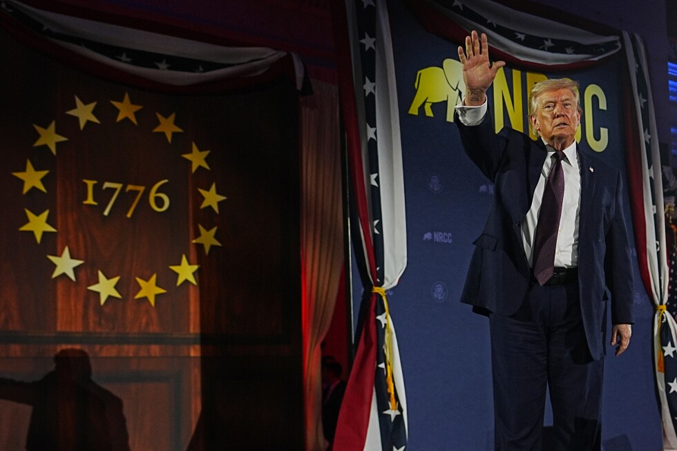 Trump promises wins for GOP despite midterm warning signs