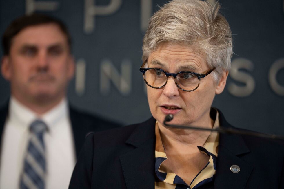 Minnesota officials sue Trump administration over shooting deaths
