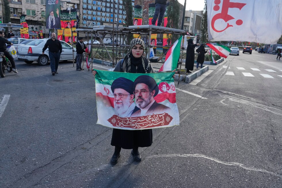 US strikes a city home to Iranian nuclear site