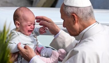 Pope Leo rejects claims that God justifies war in Palm Sunday Mass message