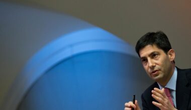 Trump says Fed pick and AI will deliver boom. Economists have doubts