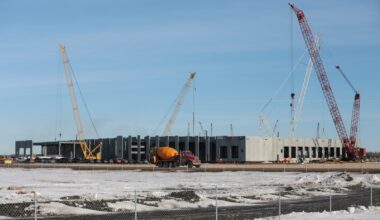 How much electricity will a data center use? - Agweek