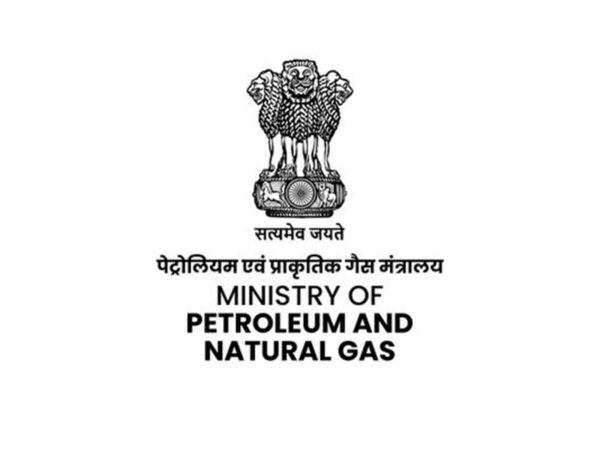 Avoid visiting LPG distributors unless necessary, use digital modes: Petroleum Ministry