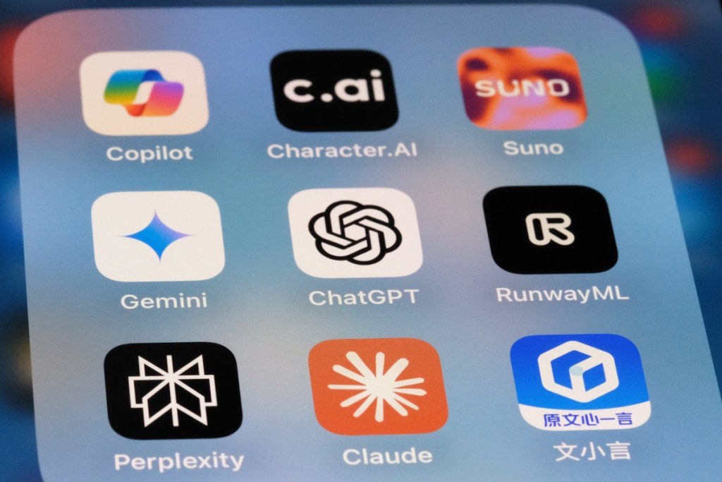 Hotels and Airlines vs. NerdWallet and Reddit: Who’s Winning in AI Visibility