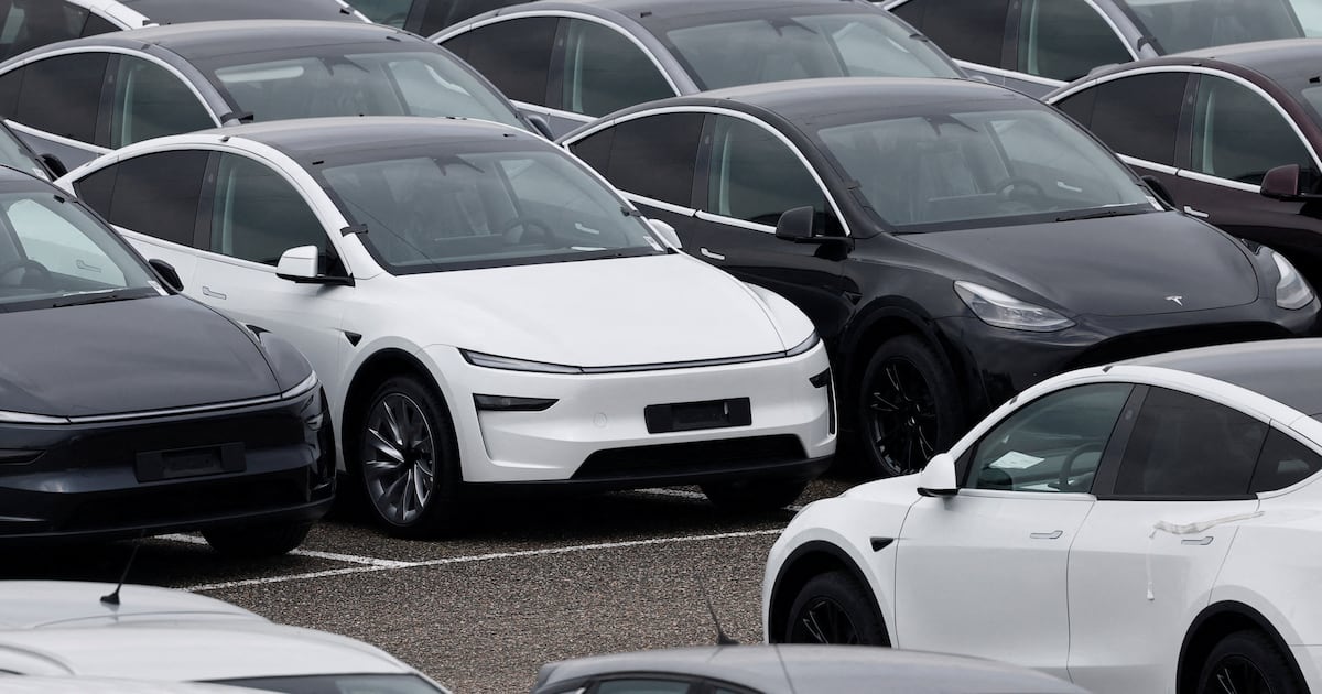 Tesla March car registrations soar in key European markets, signalling changing trend