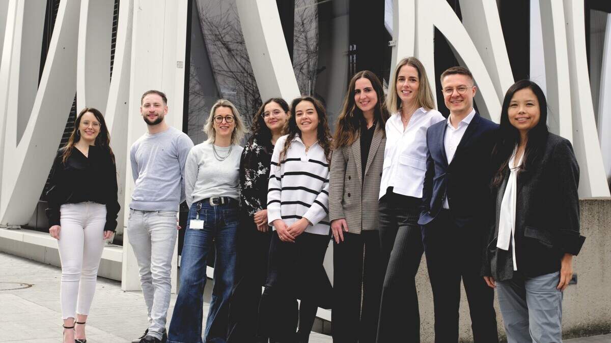 From left to right: Mathilde Thomas, Fatehi Belhachemia, Aurélie Flammang, Lauren Steck, Cassandra Morenville, Rosalie Tryhou, Géraldine Krebs, Mateusz Kwapisz and Min Lin.