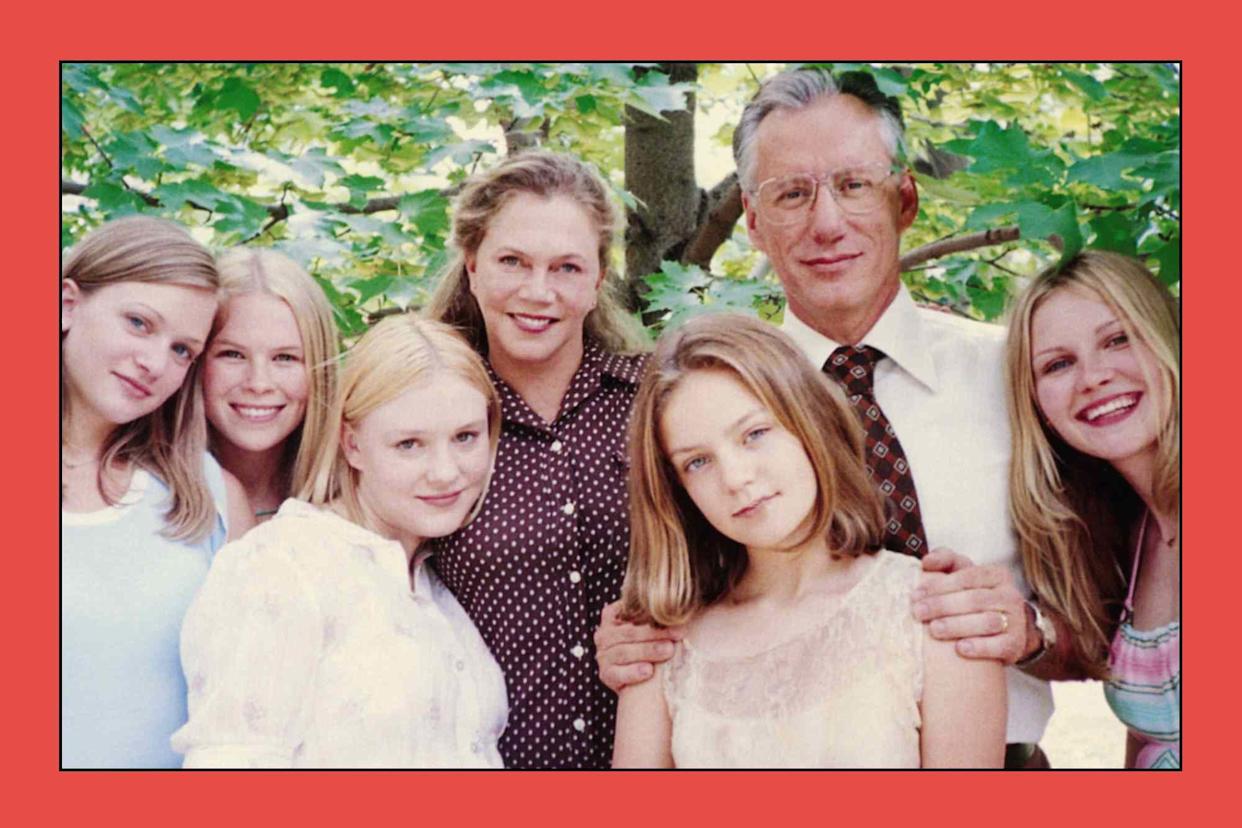 Hanna Hall as Cecilia Lisbon, Leslie Hayman as Therese Lisbon, Chelse Swain as Bonnie Lisbon, Kathleen Turner as Mrs. Lisbon, A.J. Cook as Mary Lisbon, James Woods as Mr. Lisbon, and Kirsten Dunst as Lux Lisbon in 'The Virgin Suicides'Credit: Paramount Classics/Courtesy Everett