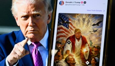 *2.45PM ET TODAY* Top Catholic Priest on the Pope vs Donald Trump and JD Vance