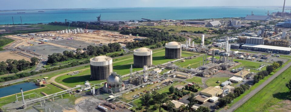 Australia Senate Set to Grill Energy Companies on LNG Export Tax