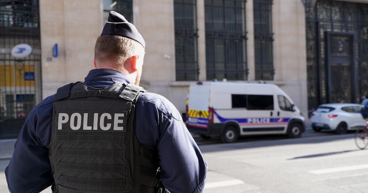 France probes possible Iran link after bomb attack foiled outside Bank of America