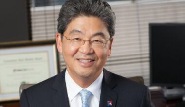 L.A. bank to buy U.S. commercial banking unit from Japan's SMBC