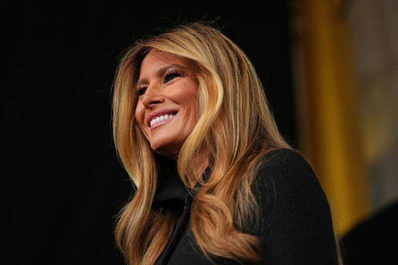 What’s all the buzz about? Melania Trump is growing the White House honey program with a new beehive – Butler Eagle