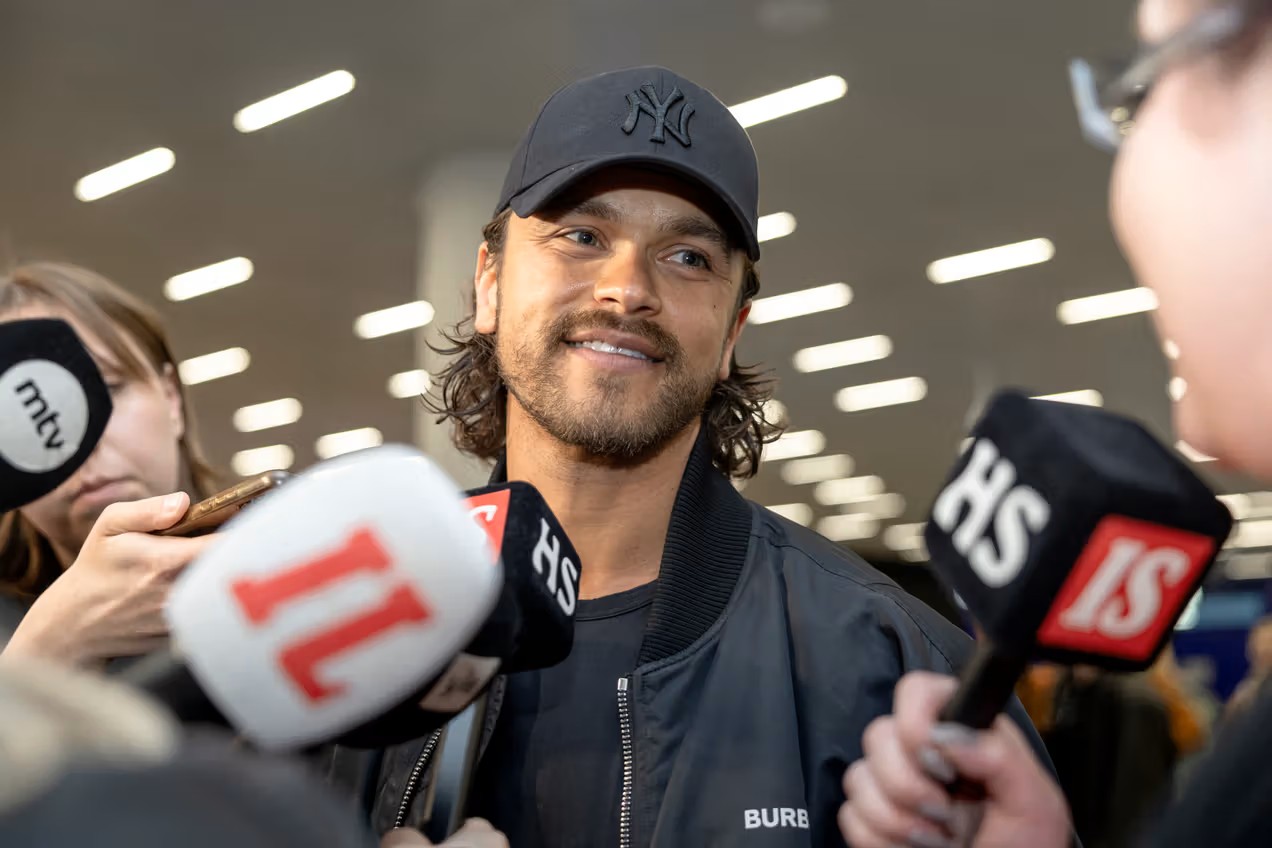 Finland: Pete Parkkonen returns home from Eurovision 2026