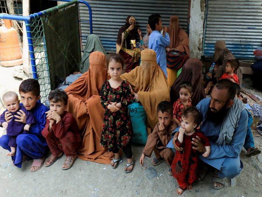 UN Rights Chief Warns Forced Deportations of Afghan Refugees Violate International Law