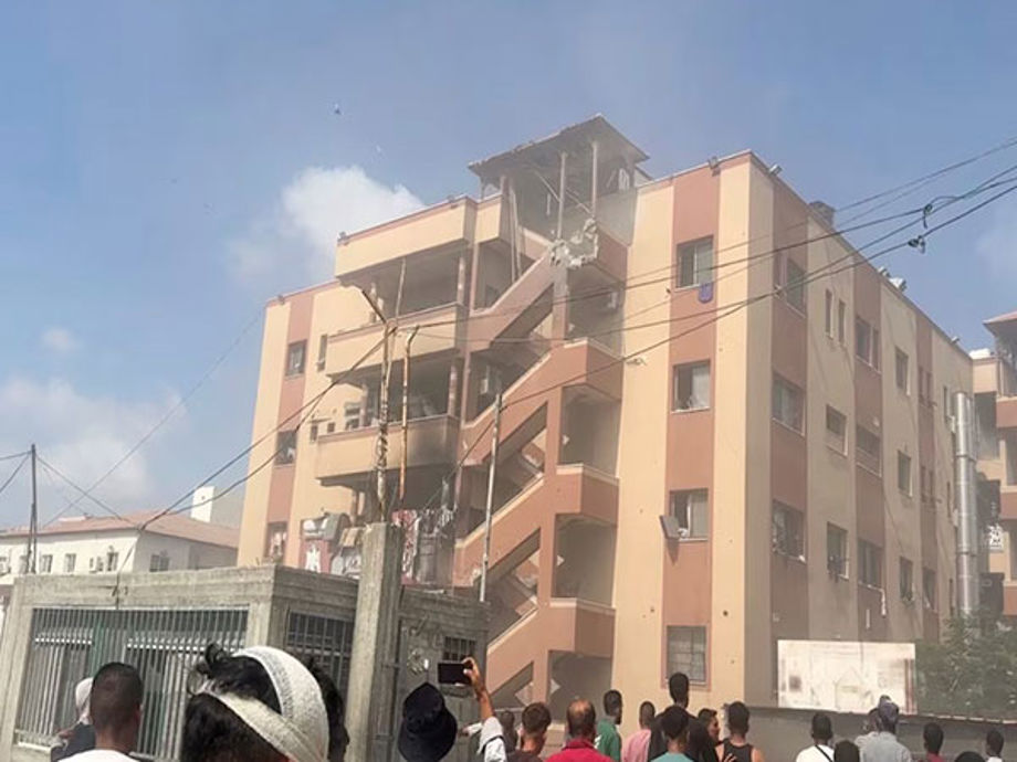Israeli Strikes Intensify Near Historic Castle in Southern Lebanon