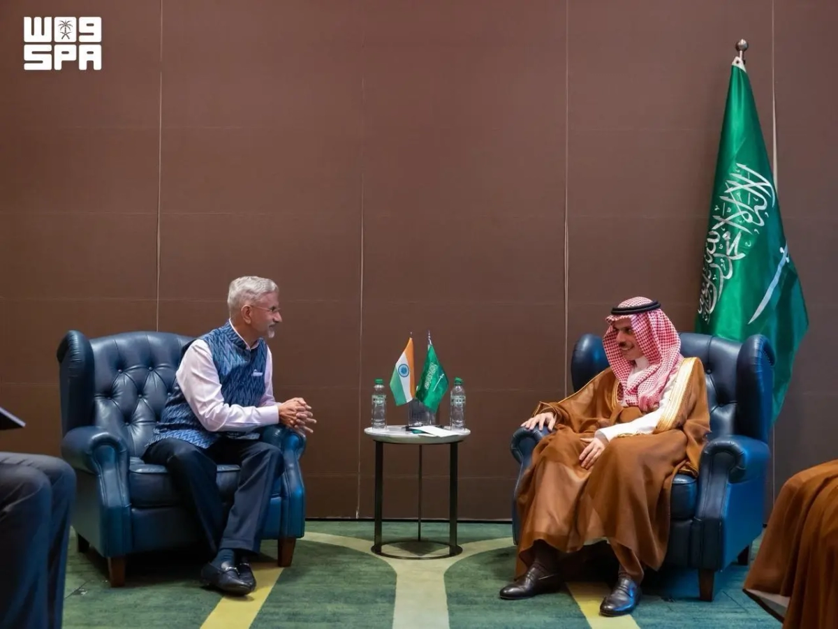 Saudi, Indian foreign ministers discuss strengthening bilateral relations in Cyprus