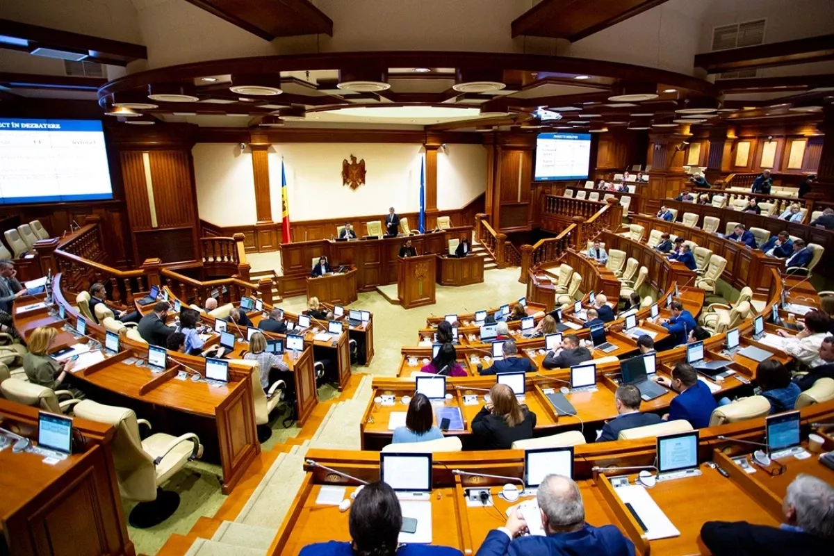 Opposition stages walkout as Moldova curbs Russian language in parliament