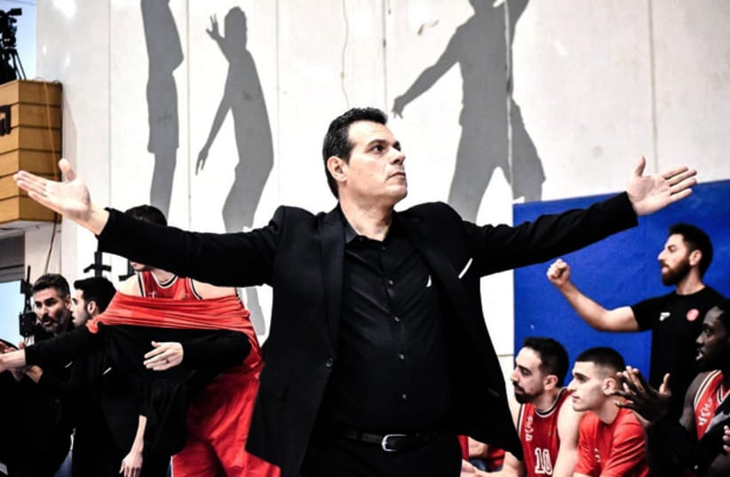 DIMITRIOS ITOUDIS is making a quick impact with Hapoel Tel Aviv after taking over the head coaching reins from Stefanos Dedas just over a month ago.
