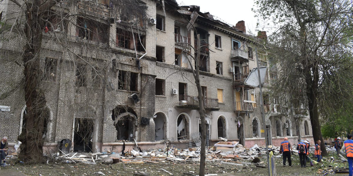 Russian Attack on Ukraine Leaves Residents Rebuilding With Plywood