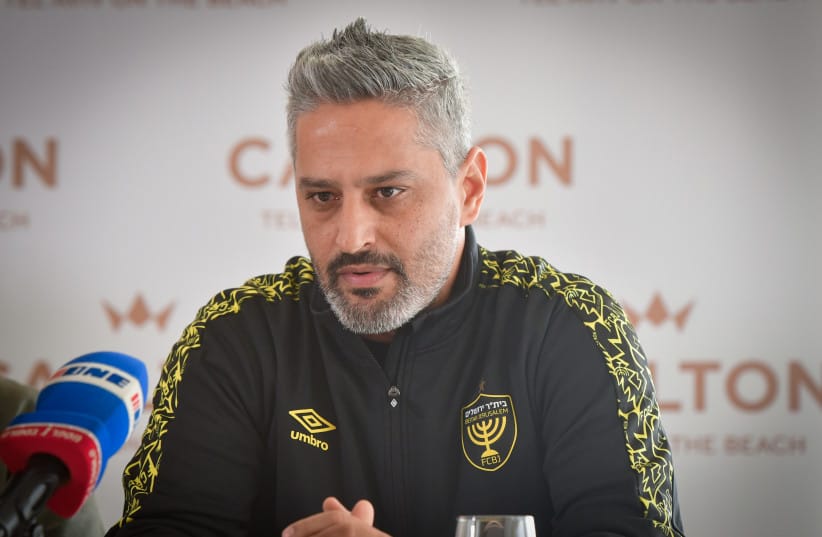 Beitar Jerusalem coach Barak Yitzhaki, in Tel Aviv, on February 19, 2024.
