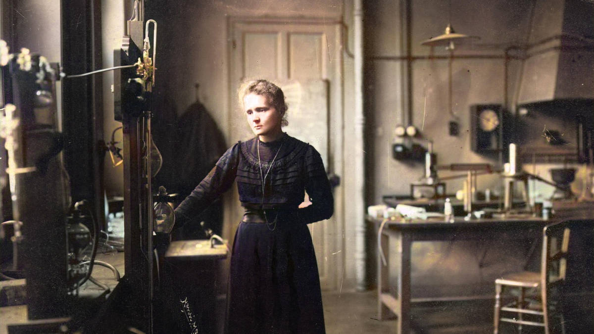 Marie Curie among figures considered for new euro banknotes
