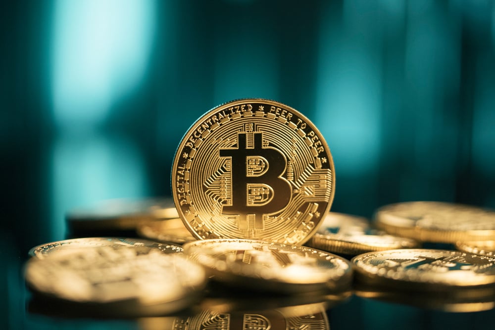 Brian Armstrong Vs Jamie Dimon, Mark Cuban Ditches Bitcoin And Crypto Card Payments Surge: This Week In C