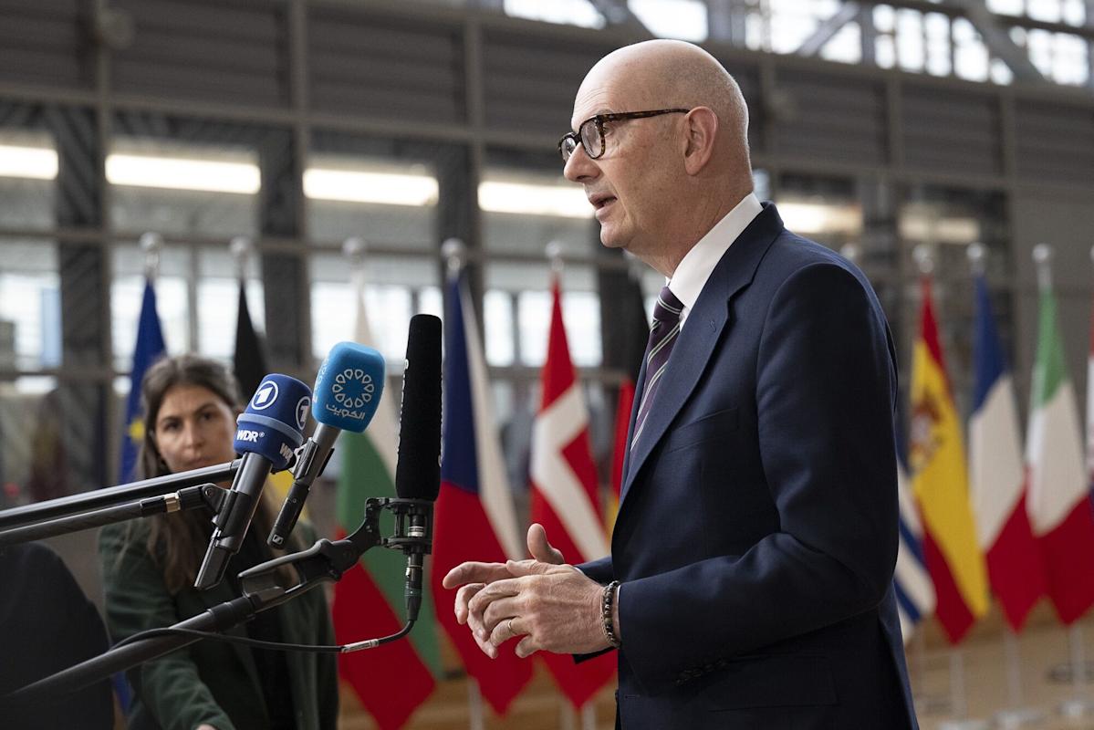 EU Vows Action If Trump Adopts Car Tariffs, But Urges Restraint