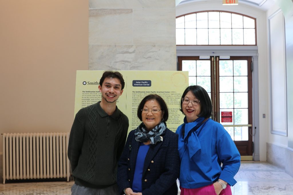 Washington, D.C., exhibition spotlights Filipino migrant workers in Hawaiʻi : Maui Now