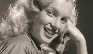 Marilyn Monroe never-before-published photos are up for auction