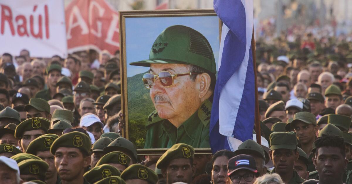 Contributor: Why Trump is manufacturing a new crisis in Cuba