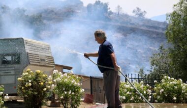 Sandy fire spreads, prompting evacuation warnings in L.A. County