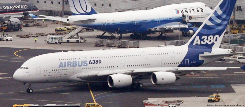 EU extends Airbus-Boeing trade truce