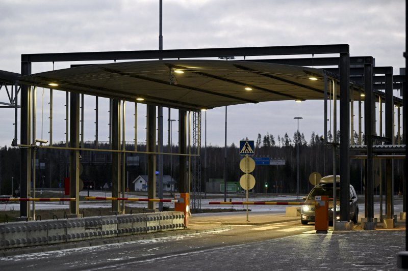 Russia shuts border crossings to Baltic countries and Finland