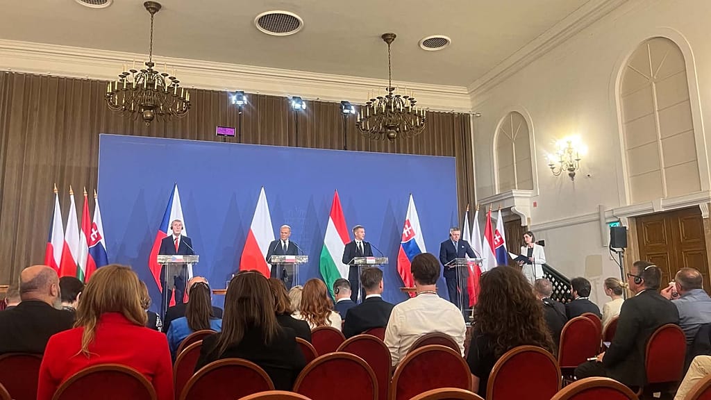 Péter Magyar quotes Donald Tusk: 'The V4 is back'