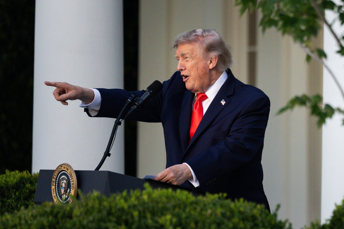 Trump promises farmers they will get to sell crops to the ‘lovely country of Iran’ after war
