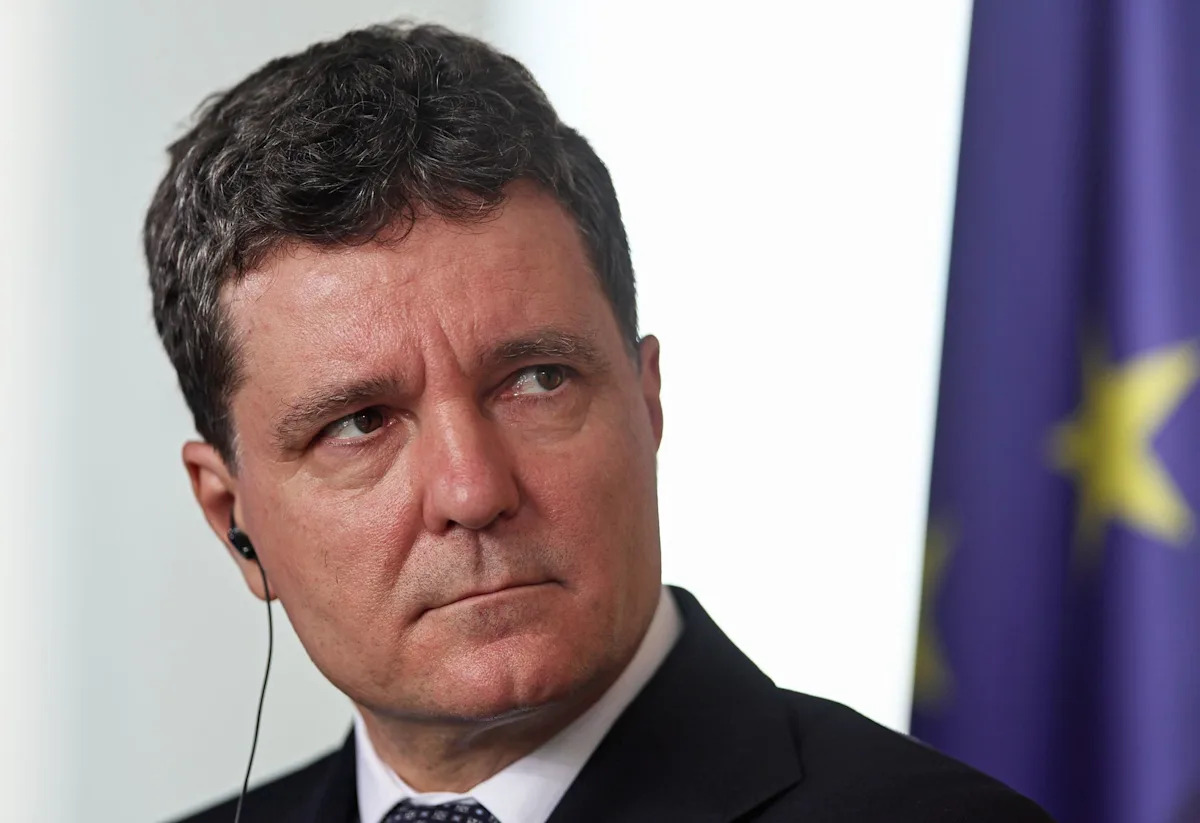 Romania fails to form new government as premier candidate loses vote