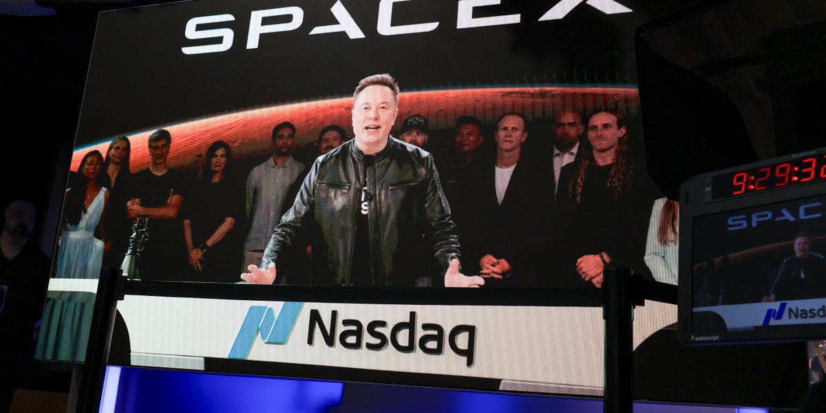 How SpaceX Employees, New Millionaires Should Spend Their IPO Windfall