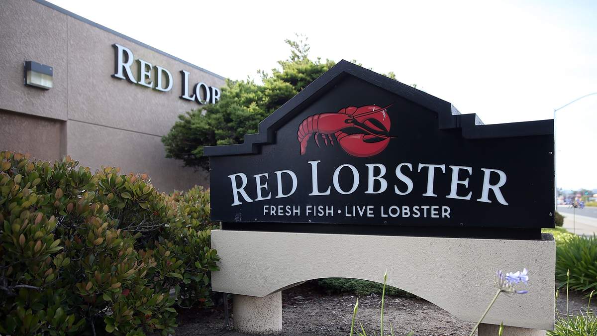 Trump Official Says Taking Greenland Means Endless Red Lobster Shrimp