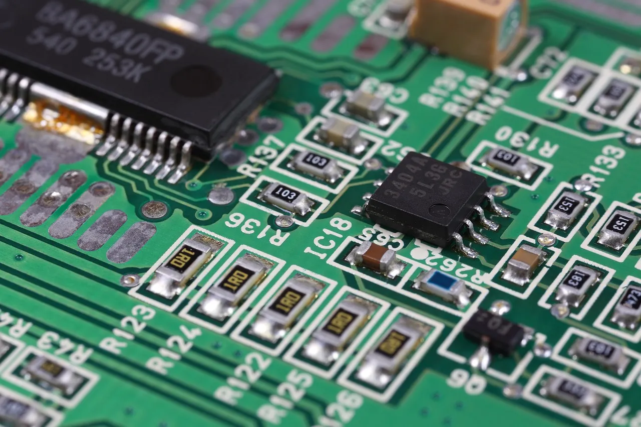 Smart Robots, ChipStack AI Super Agent, Building Simulink Models with Agentic AI: Embedded Week Insights