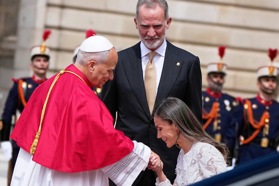 Pope Leo visits Spain, calls for unity not polarization