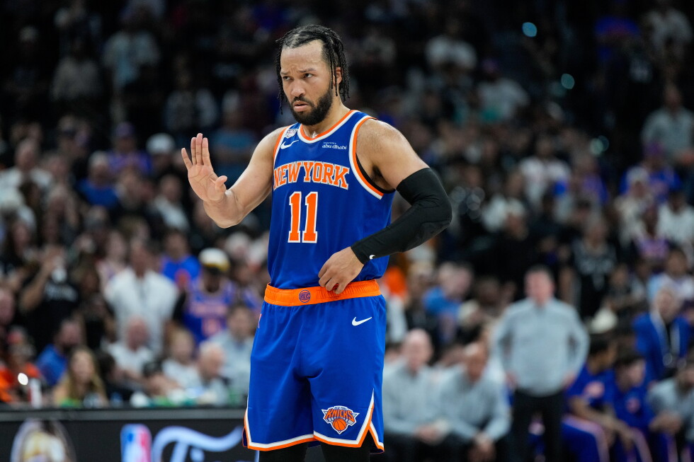 The Knicks are NBA champions, after Brunson's 45 leads way to 94-90 win over Spurs