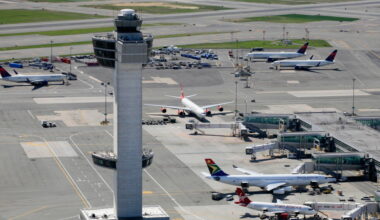 JetBlue pilot reports drone strike near JFK airport