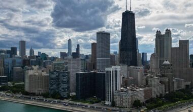 After a weekend of gun violence in Chicago, Trump renews call for intervention