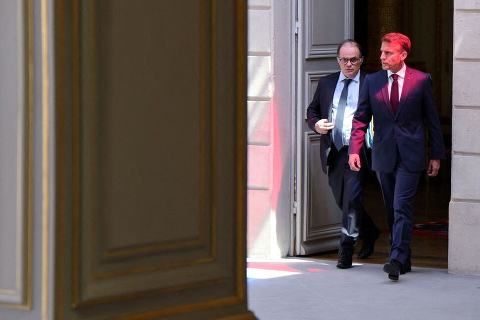 French Central Bank Succession Fight Tests Macron's Sway Ahead of 2027 Election