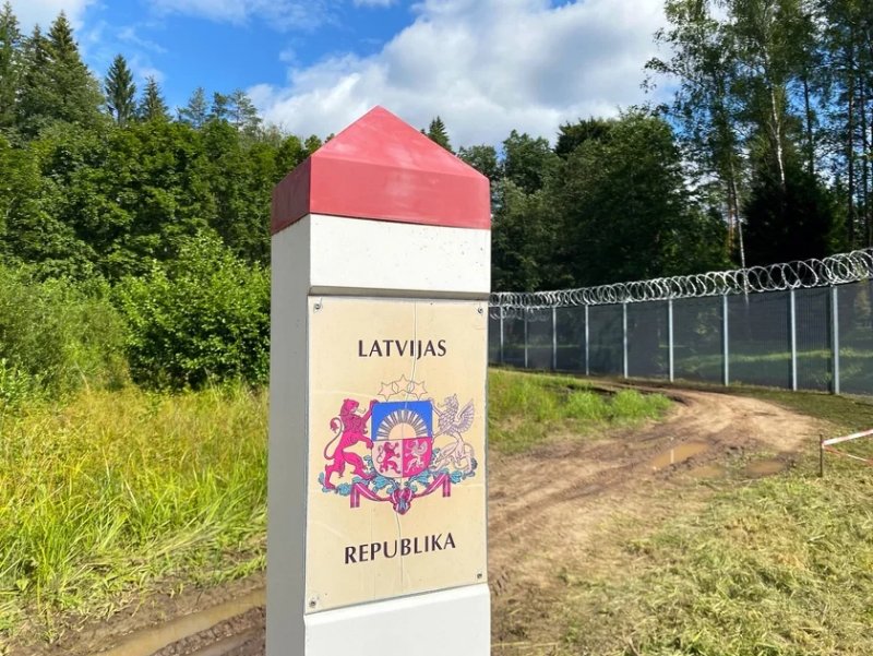 Latvia closes Belarus border over technical issues