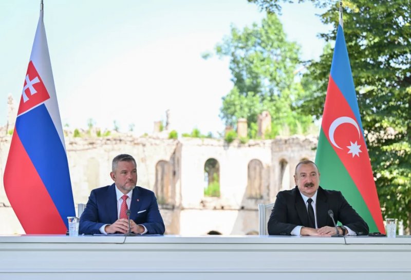 President Aliyev hails successful development of Azerbaijan-Slovakia relations