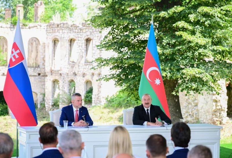 President Aliyev: Slovakia actively participates in reconstruction of Azerbaijan’s Garabagh